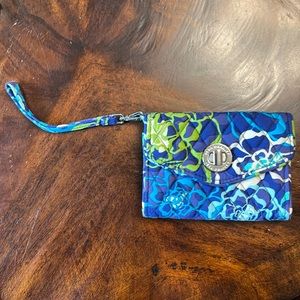 Vera Bradley Turnlock wristlet